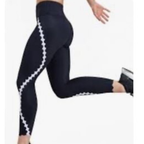 Urban Savage Black/Silver Scalloped Leggings - Picture 4 of 4